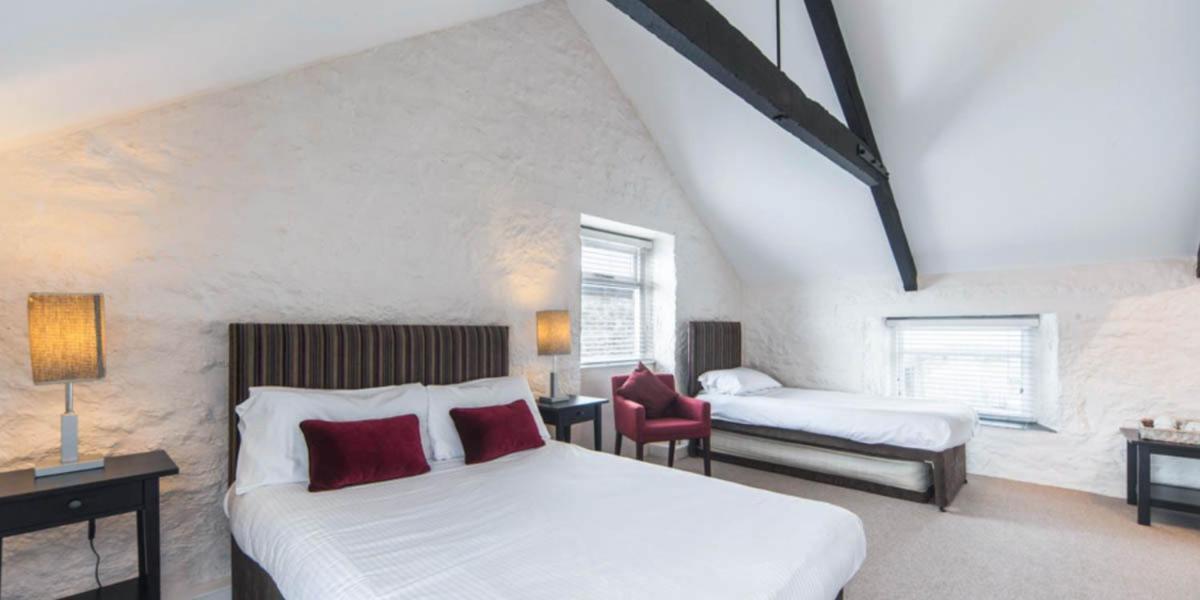 Cape Cornwall Club Bed & Breakfast St Just