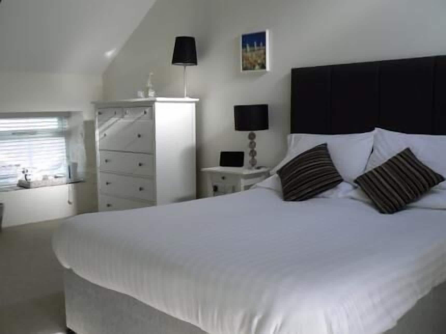 Bed & Breakfast Cape Cornwall Club 3*
