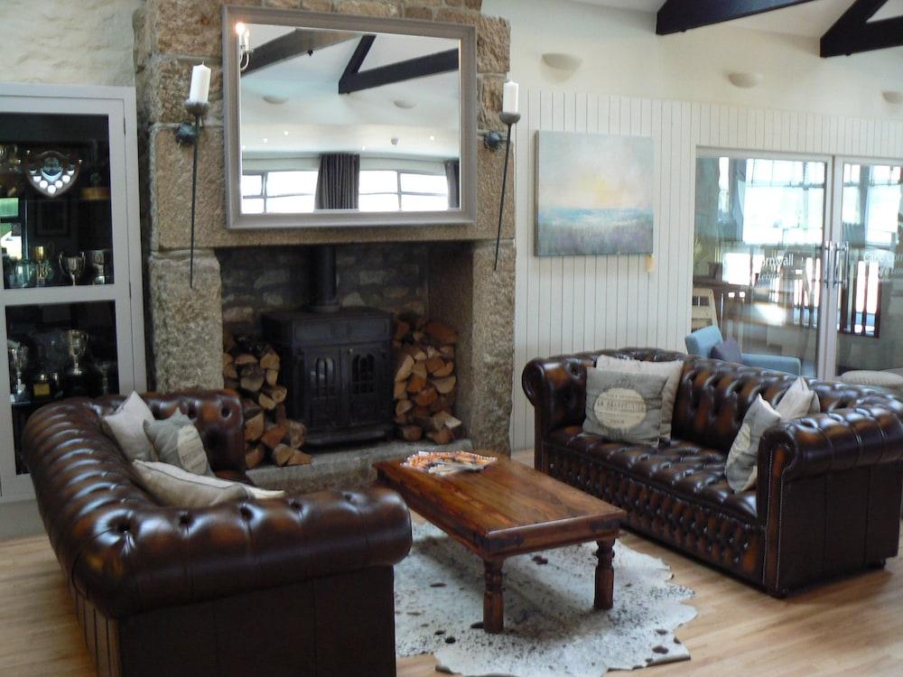 Cape Cornwall Club St Just