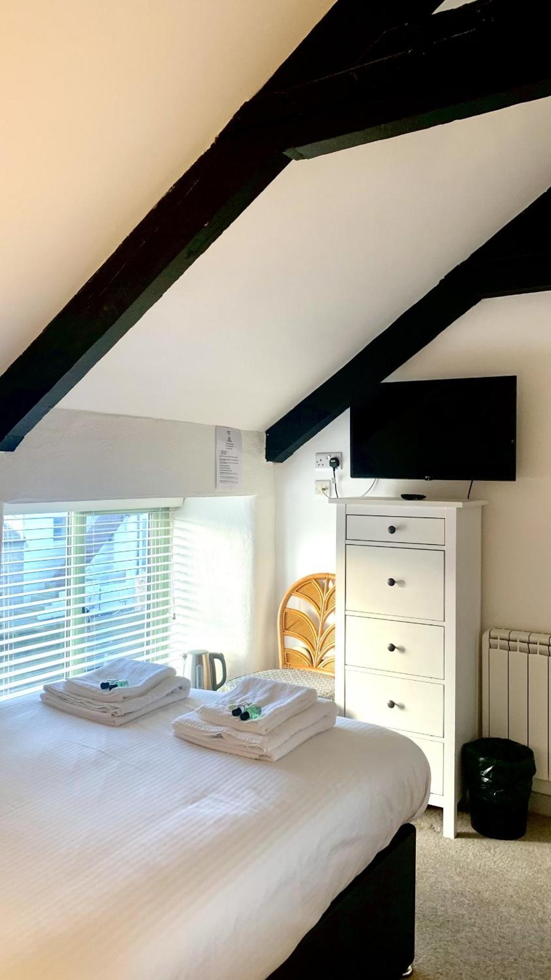 Cape Cornwall Club 3*