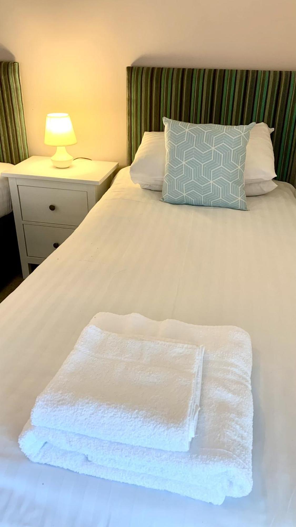 Cape Cornwall Club Bed & Breakfast