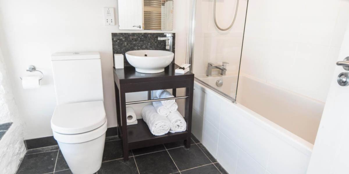 Cape Cornwall Club Bed & Breakfast St Just