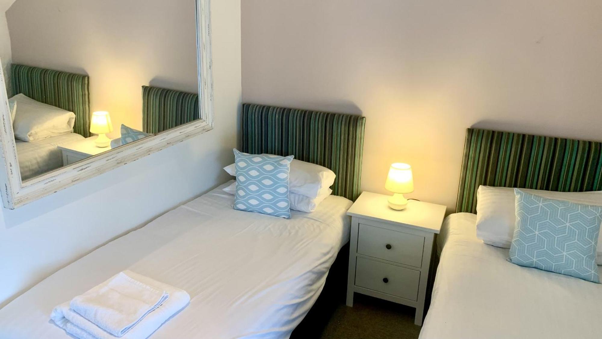 Cape Cornwall Club Bed & Breakfast