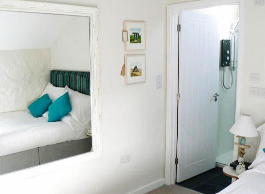 Cape Cornwall Club Bed & Breakfast