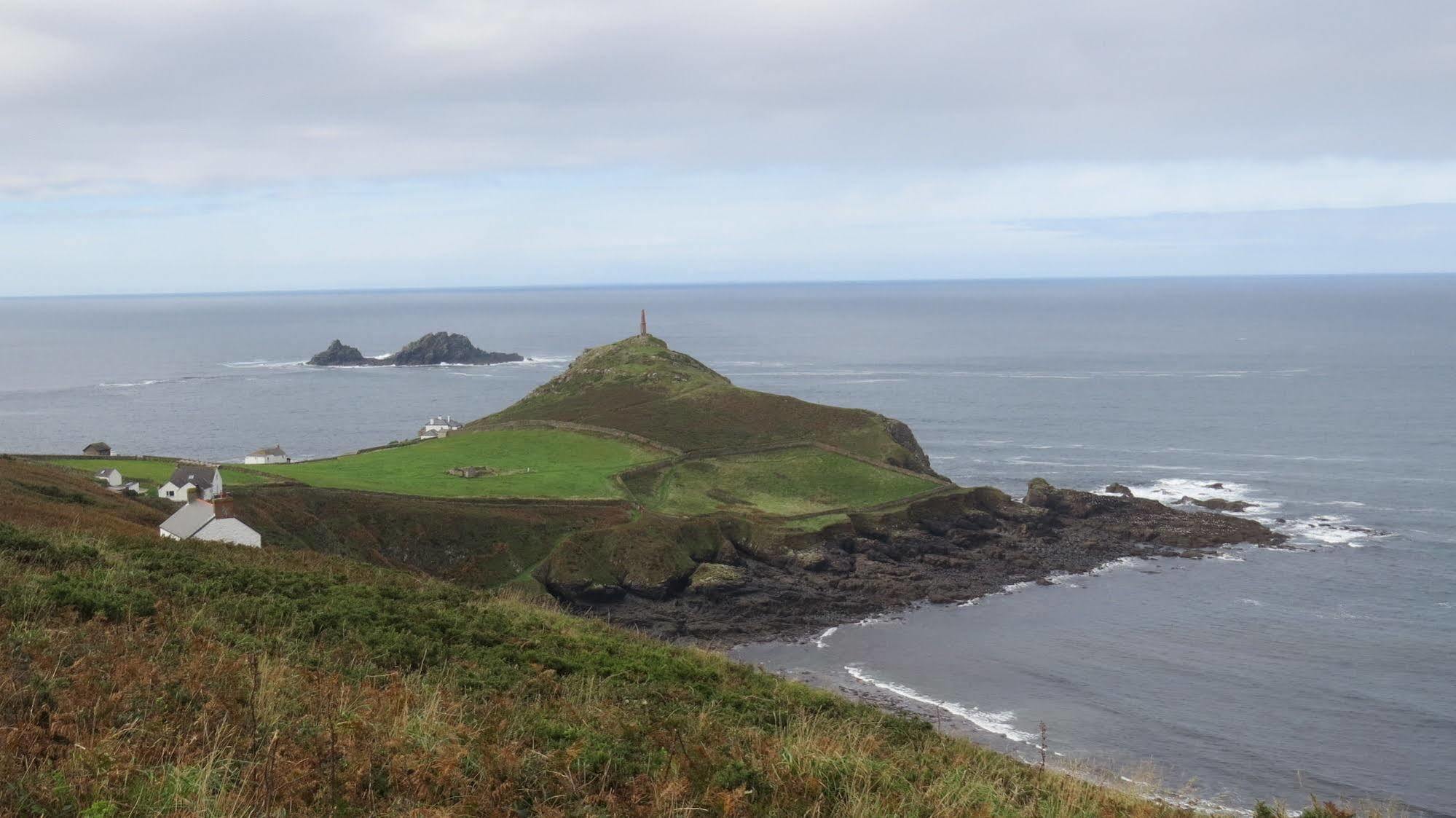 Cape Cornwall Club Bed & Breakfast